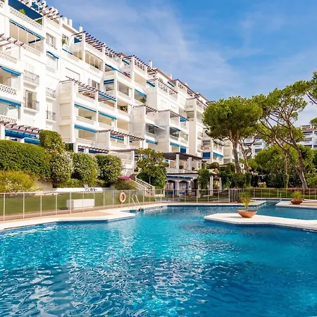Apartment Lujoso De 2 En Banus Marbella